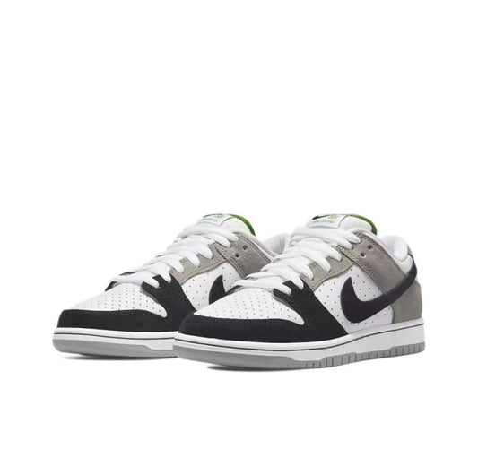 Nike Dunk Low "Chlorophyll"