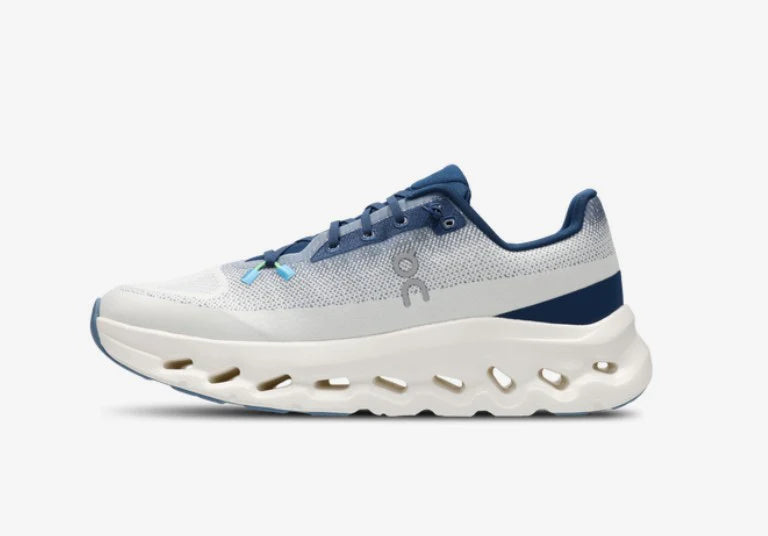 On Cloudtilt Ivory Tempest